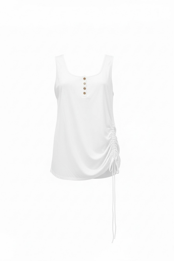 Blusa blanca sin mangas con botones al frente y drapeado al costado