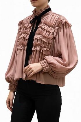 Blusa manga larga abombachada rosa palo con olanes frontales y corbatín negro - 0