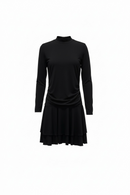 Vestido elástico negro, con drapeado en cintura, manga larga y cuello tortuga-1