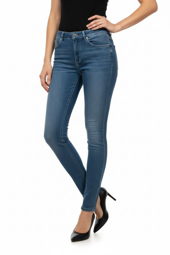 Pantalones mezclilla tubulares cintura baja, entallados