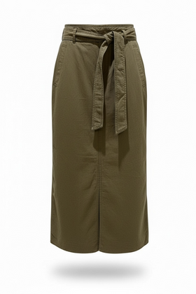 Falda casual verde militar con abertura al centro y cinturón independiente