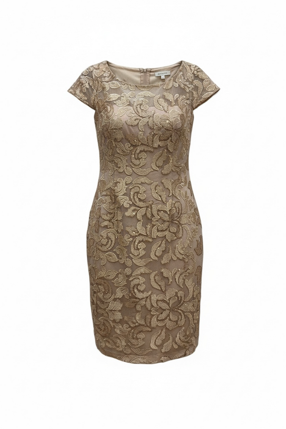 Vestido beige corto de fiesta elegante, diseño bordado flor con lentejuelas