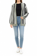 Suéter tipo cardigan verde con rayas-2