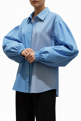 Camisa de vestir a rayas azul y blanco, con empuñaduras de resorte. - 0