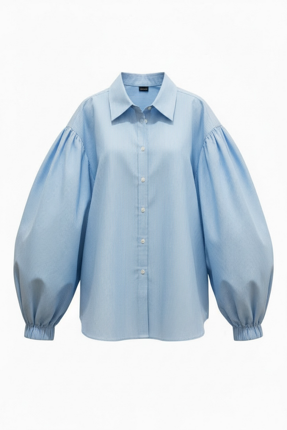 Camisa de vestir a rayas azul y blanco, con empuñaduras de resorte.