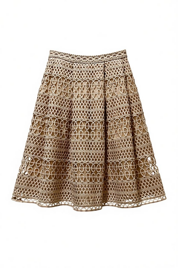 Falda beige de encaje grueso y de vestir