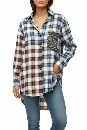 Blusa larga a cuadros azul y rojo; con bolsa al frente y cola - 0