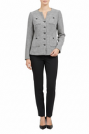 Saco elegante gris tweed, de bolsos frontales y botones metálicos-2