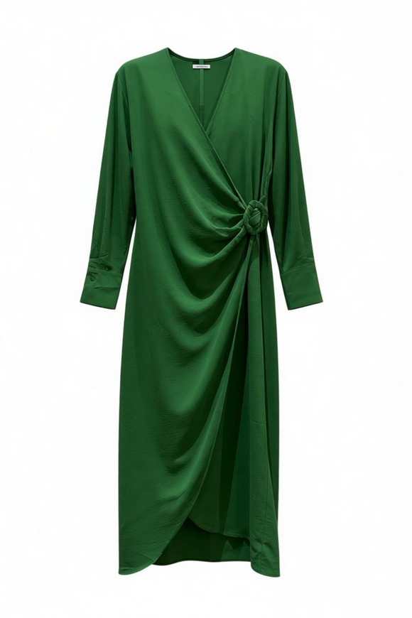 Vestido verde bandera cruzado al frente con hebilla y manga larga