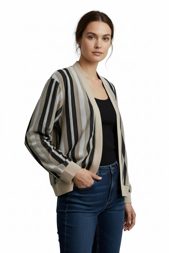 Suéter tipo cardigan beige con rayas