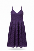 Vestido de encaje morado, tirante ajustable y escote en V-1