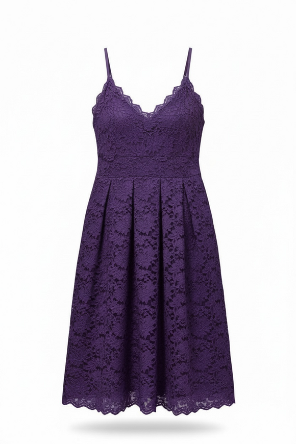 Vestido de encaje morado, tirante ajustable y escote en V